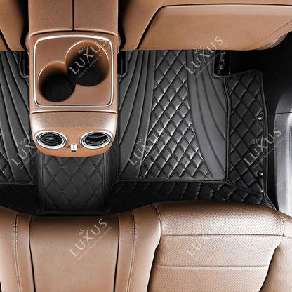 Tapis de Sol 3D sur Mesure Premium Luxus – Motif Hybride Noir avec Surpiqûres Noires
