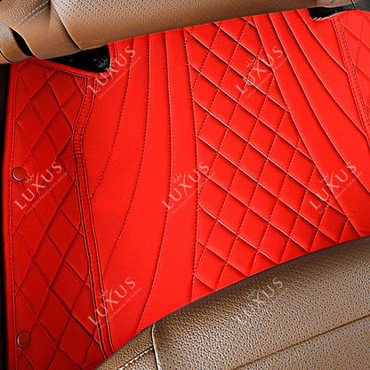 Tapis de Sol 3D sur Mesure Premium Luxus – Motif Hybride Rouge Ferrari
