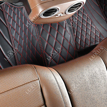 Tapis de Sol 3D sur Mesure Premium Luxus – Motif Hybride Noir avec Surpiqûres Rouges