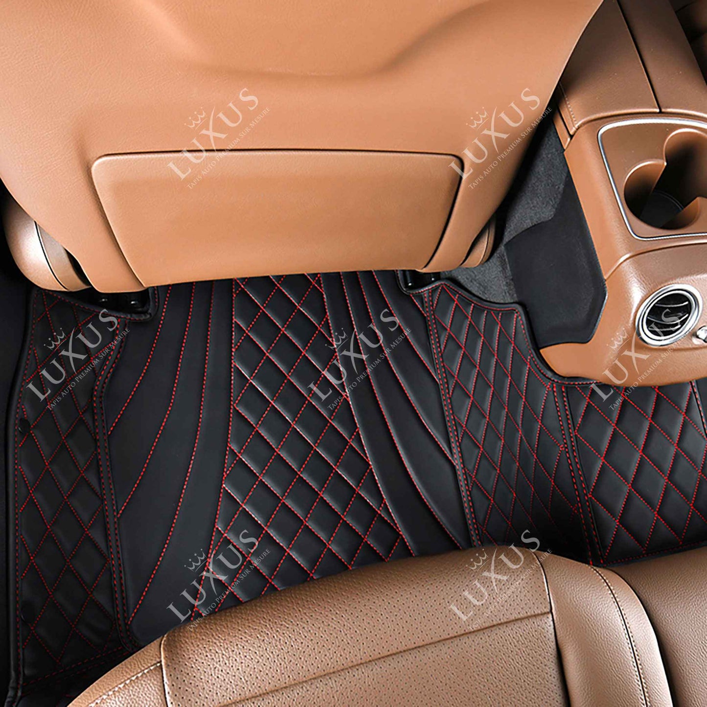 Tapis de Sol 3D sur Mesure Premium Luxus – Motif Hybride Noir avec Surpiqûres Rouges