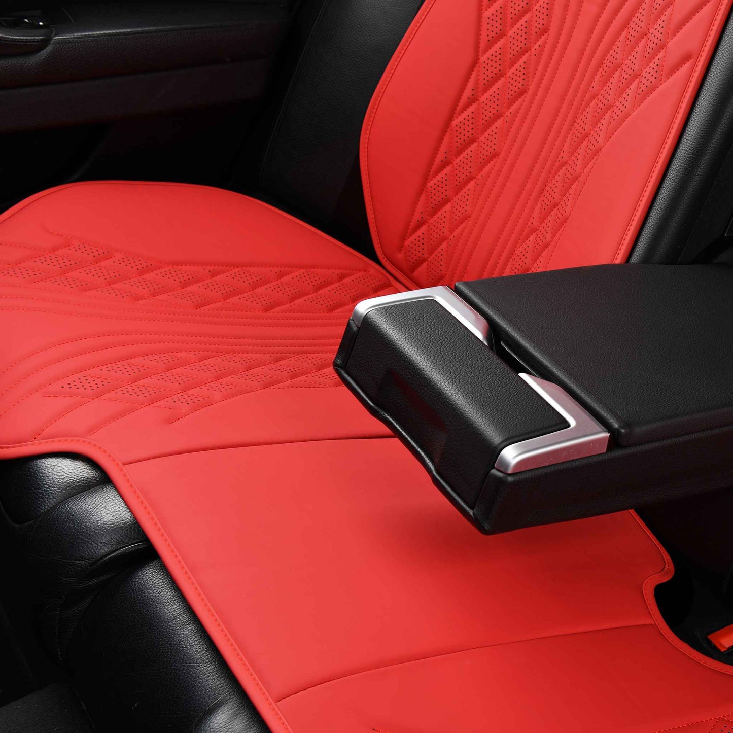 Luxus SeatSkin™ Housses de Siège sur Mesure en Similicuir – Motif Hybride Rouge Ferrari