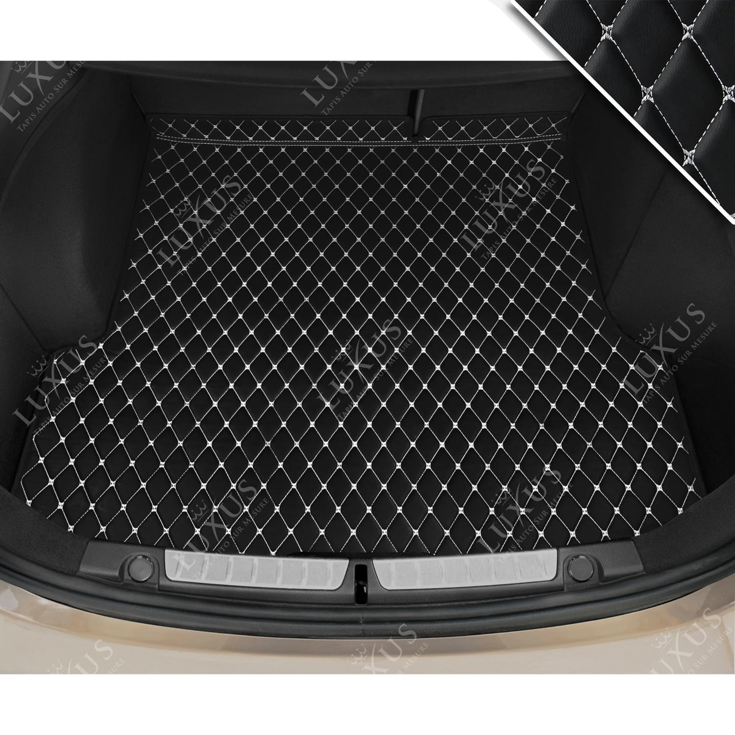 Tapis de Coffre sur Mesure Premium Luxus – Motif Losange Noir avec Surpiqûres Blanches