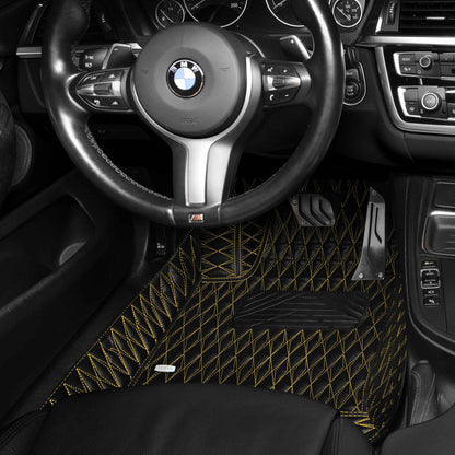 Tapis de Sol 3D sur Mesure Premium Luxus – Motif Double Losange Noir avec Surpiqûres Jaunes