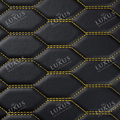 Tapis de Sol 3D sur Mesure Premium Luxus – Motif Nid d’Abeille Noir avec Surpiqûres Jaunes