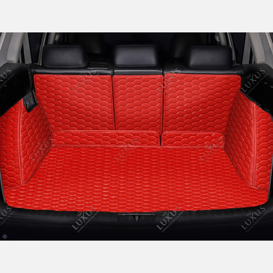 Tapis de Coffre 3D Intégral sur Mesure Premium Luxus – Motif Nid d’Abeille Rouge Ferrari