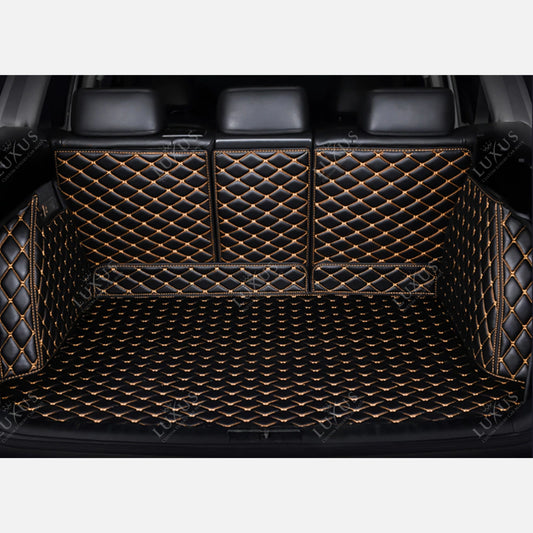 Tapis de coffre 3D intégral sur mesure premium Luxus – motif losange noir avec surpiqûres orange
