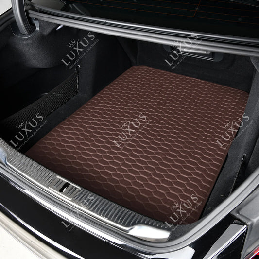Tapis de Coffre sur Mesure Premium Luxus – Motif Nid d’Abeille Marron Chocolat