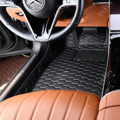 Tapis de Sol 3D sur Mesure Premium Luxus – Motif Nid d’Abeille Noir avec Surpiqûres Noires