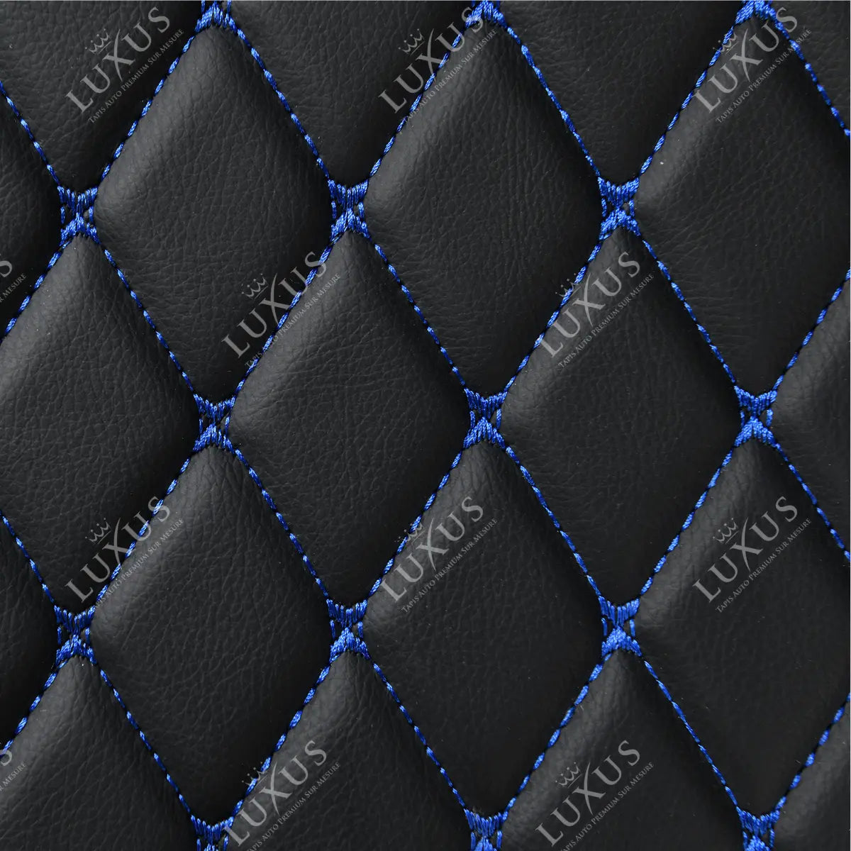 Tapis de Coffre 3D Intégral sur Mesure Premium Luxus – Motif Losange Noir avec Surpiqûres Bleues