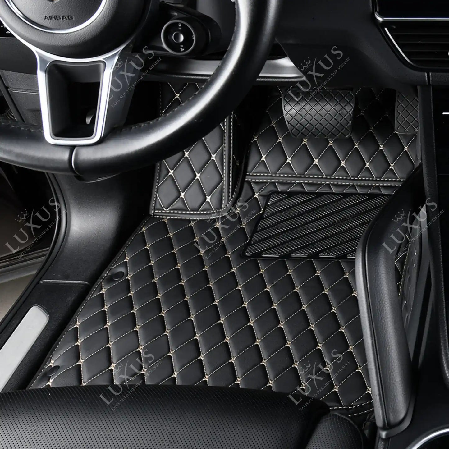 Tapis de Sol 3D sur Mesure Premium Luxus – Motif Losange Noir avec Surpiqûres Beiges
