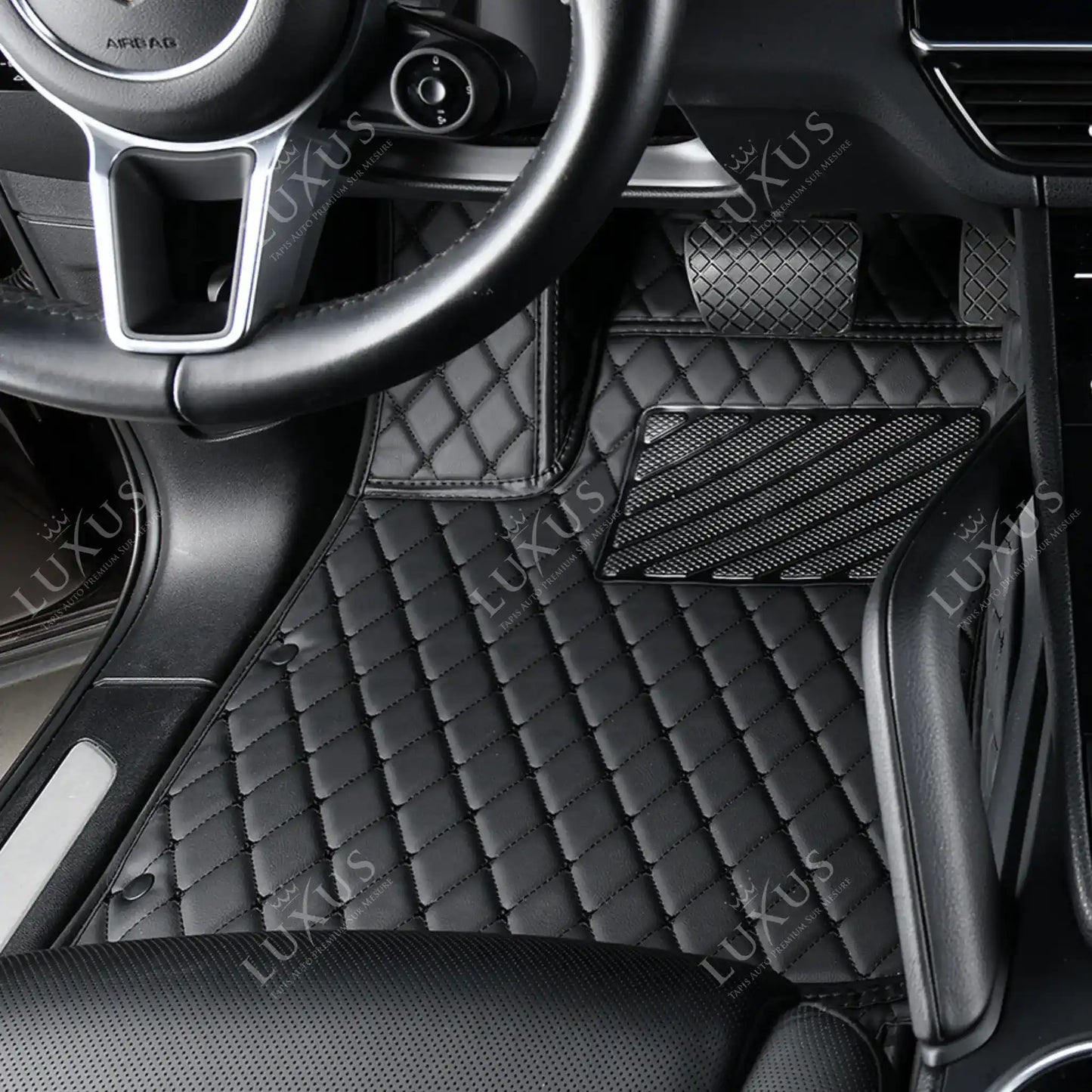 Tapis de Sol 3D Sur Mesure Premium Luxus – Motif Losange Noir avec Surpiqûres Noires