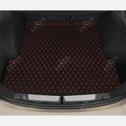 Tapis de Coffre sur Mesure Premium Luxus – Motif Losange Noir avec Surpiqûres Rouges