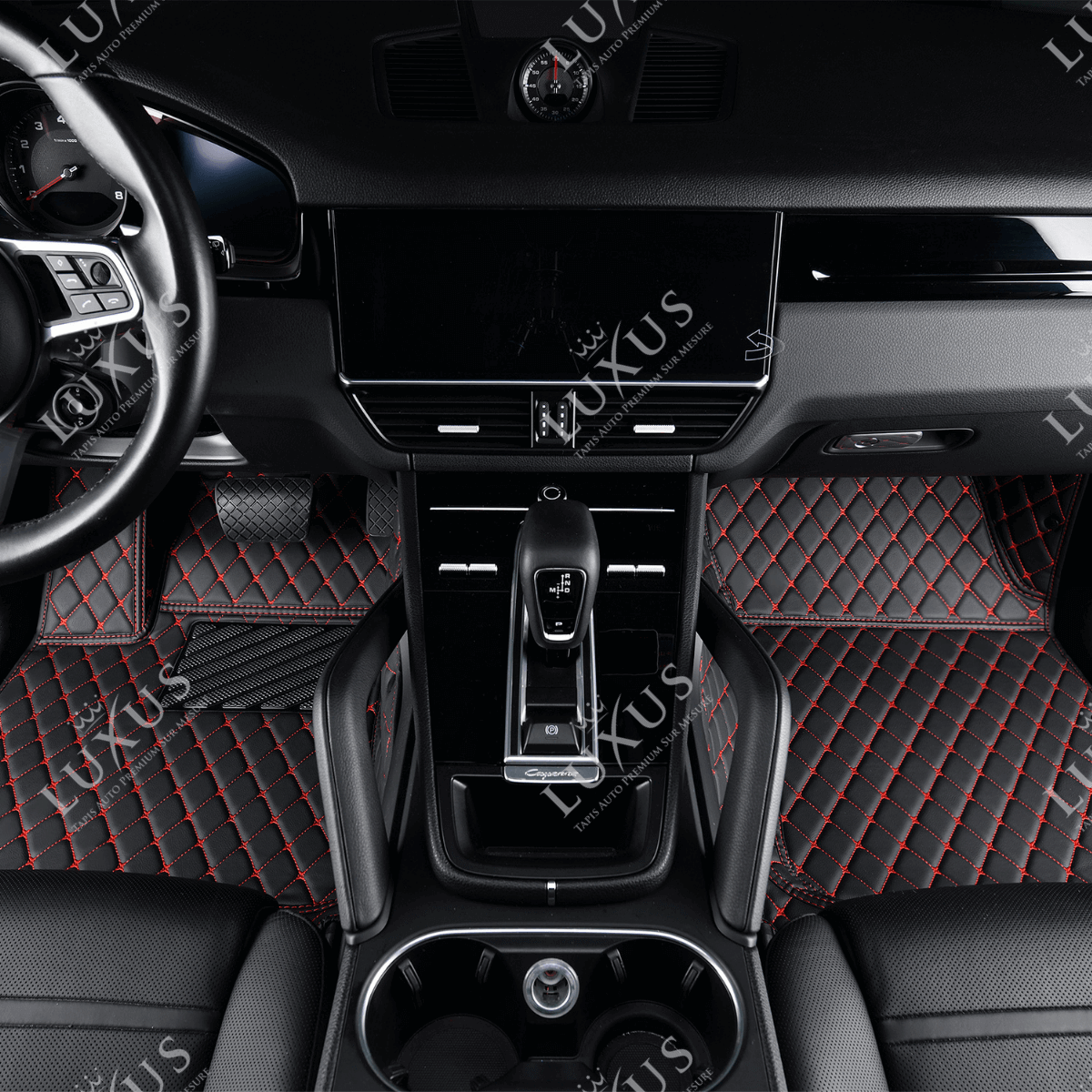 Tapis De Sol 3D Sur Mesure Premium Luxus – Motif Losange Noir avec Surpiqûres Rouges