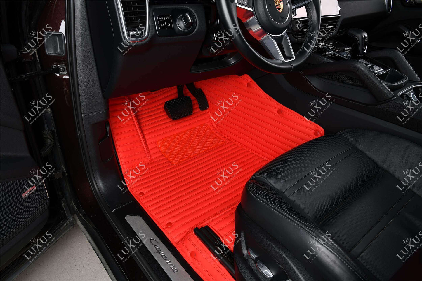 Tapis de Sol Premium Sur Mesure en 3D | Motif Bandes | Rouge Ferrari